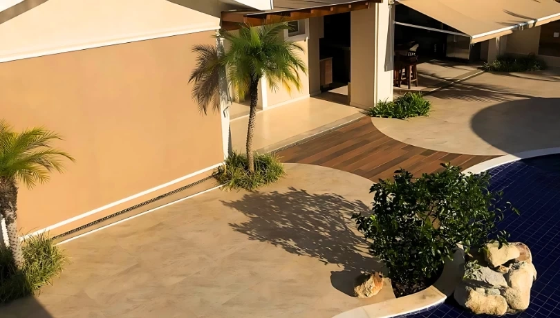 Versatile and durable tarps for different applications